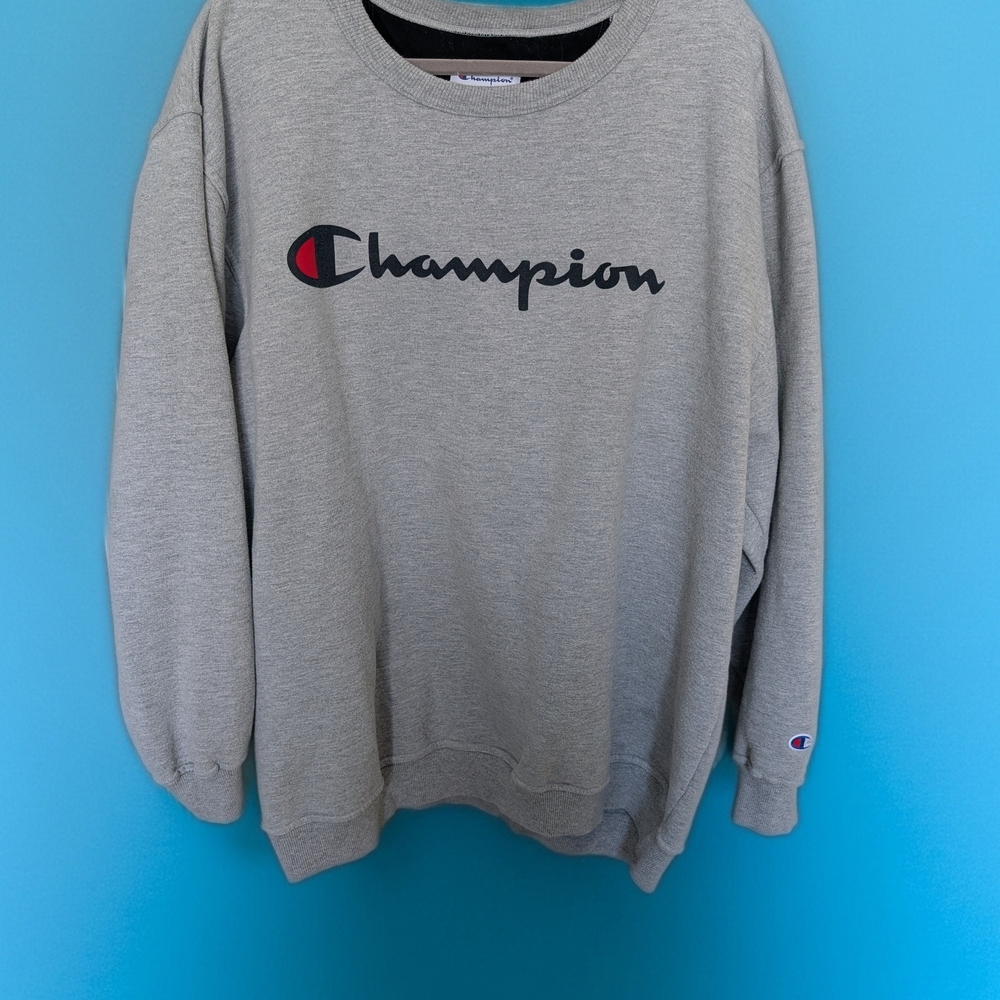 Oversized Gray Champion Sweatshirt